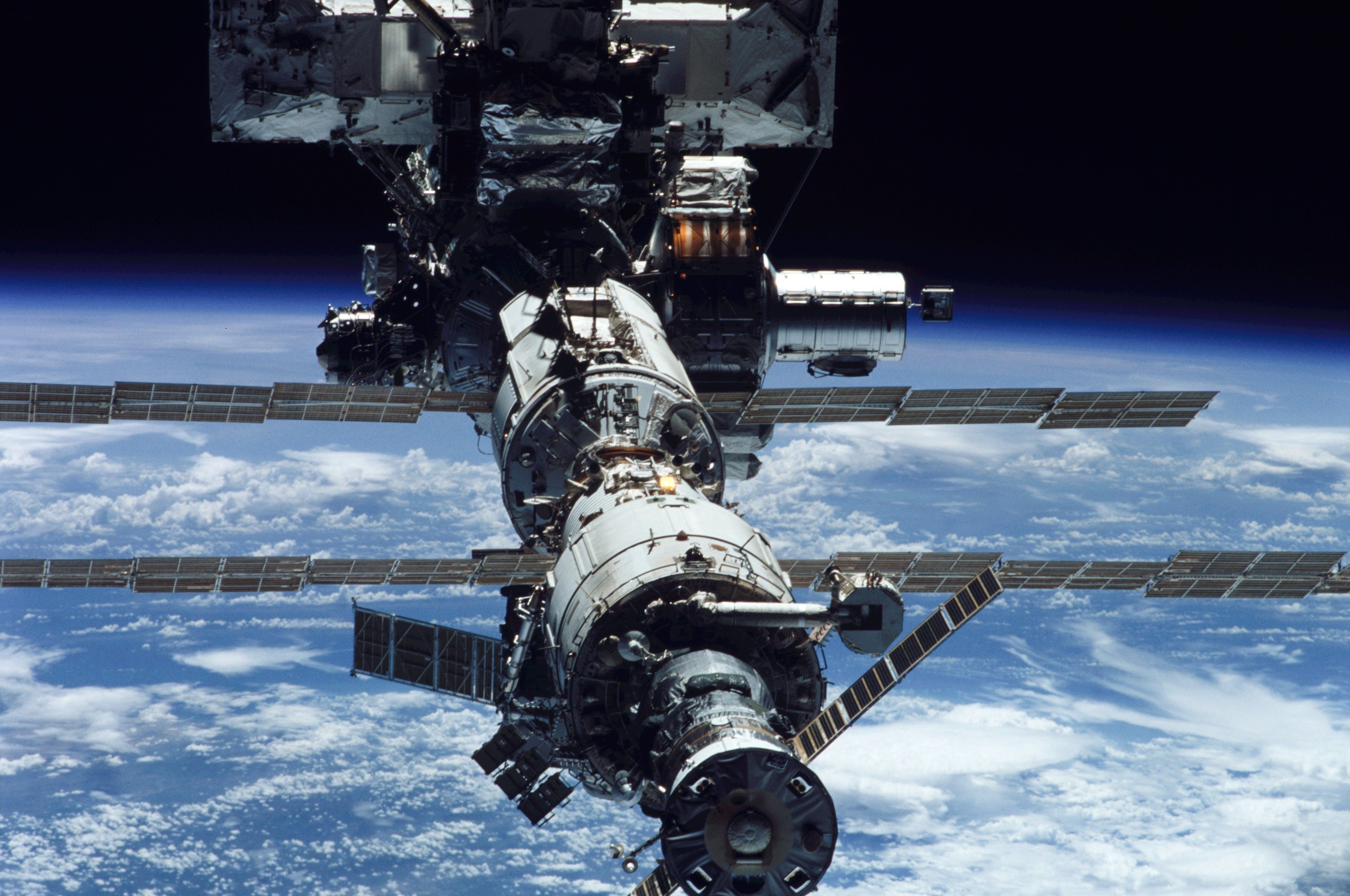 국제우주정거장(ISS)