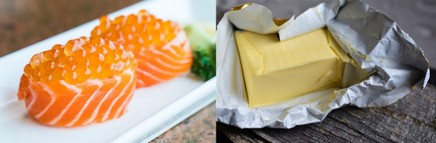 왼쪽 사진은 하얗고 네모난 길쭉한 접시에 연어회를 둥글게 말아놓고 그 위에 연어알을 놓아둔 것을 2개 놓고 찍은 사진이고&#44; 오른쪽 사진은 버터덩이의 종이 겉껍질을 반쯤 열어두고 속에 버터가 보이게 하고 찍은 사진