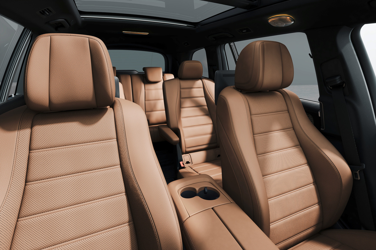 2024 벤츠 GLS 가격&#44; 연비 및 경쟁 차종(BMW X7&#44; 아우디 Q7)