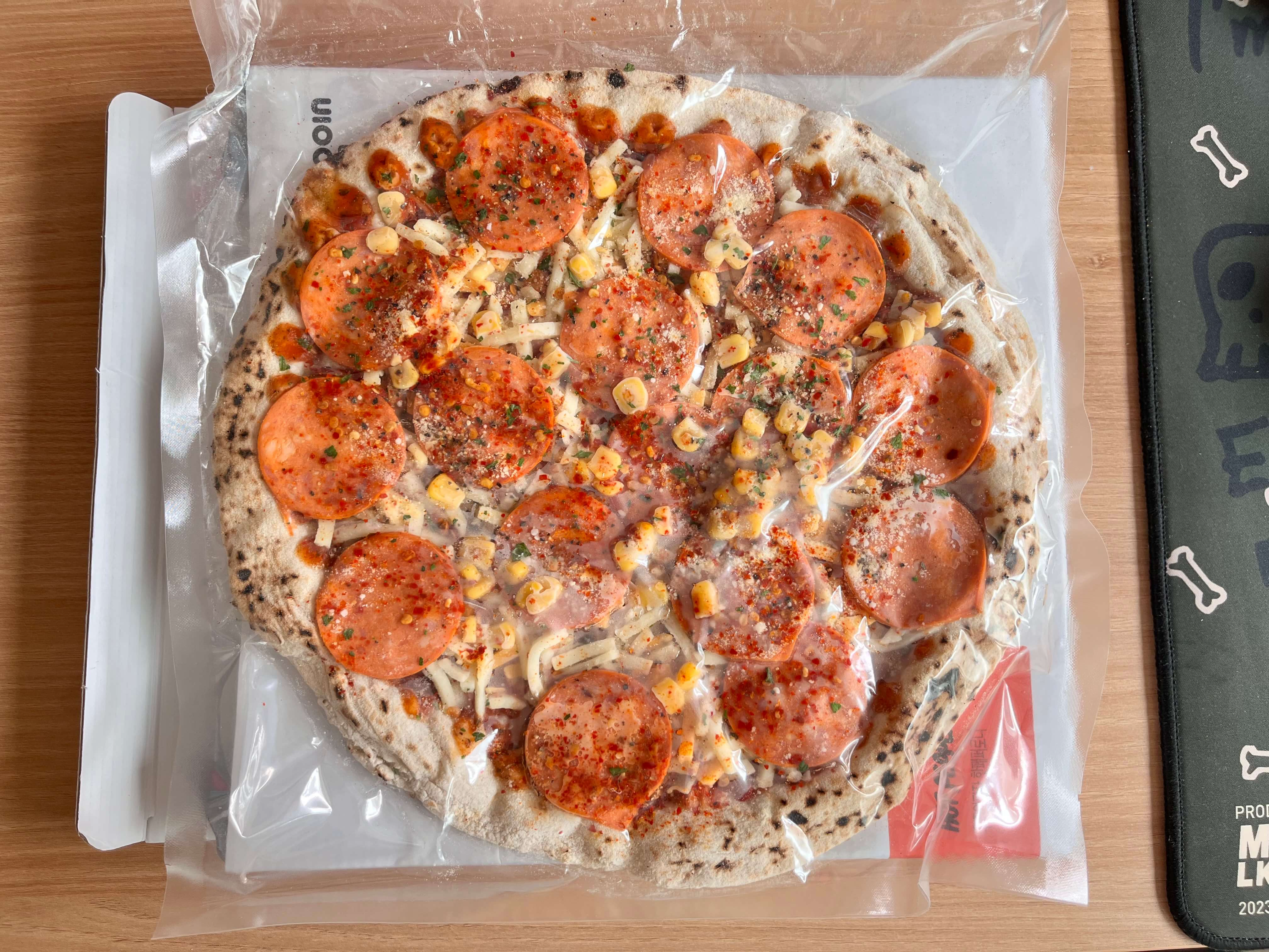 우주인화덕피자 핫페퍼로니