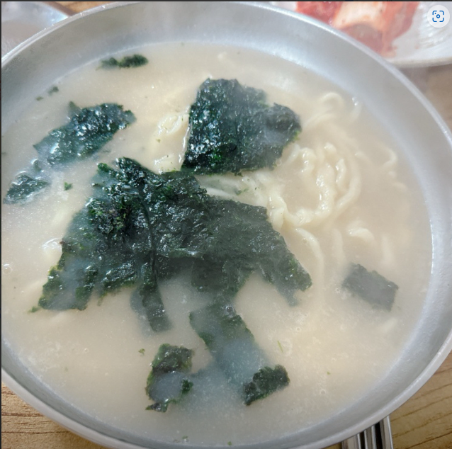 이모네 손칼국수 대표 메뉴