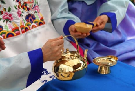 전통혼례의 숨은 주역 - '혼수장'이란?