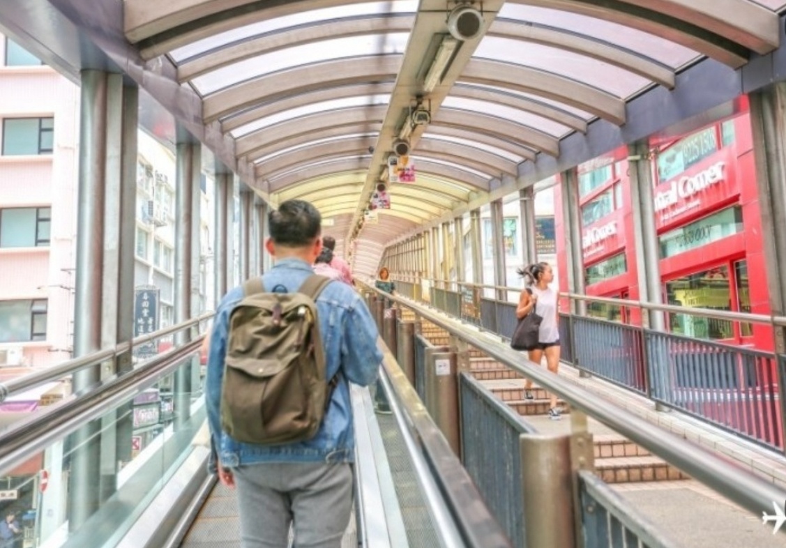 미드레벨 에스컬레이터 이미지