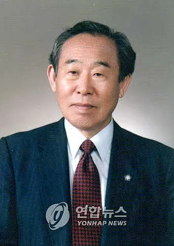 행복의 나라 태윤기 변호사