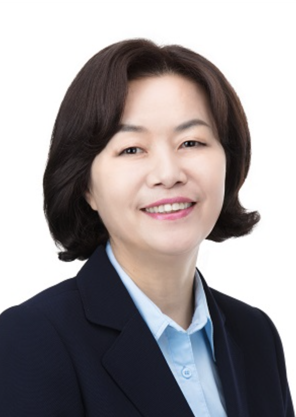 김유임 증명사진