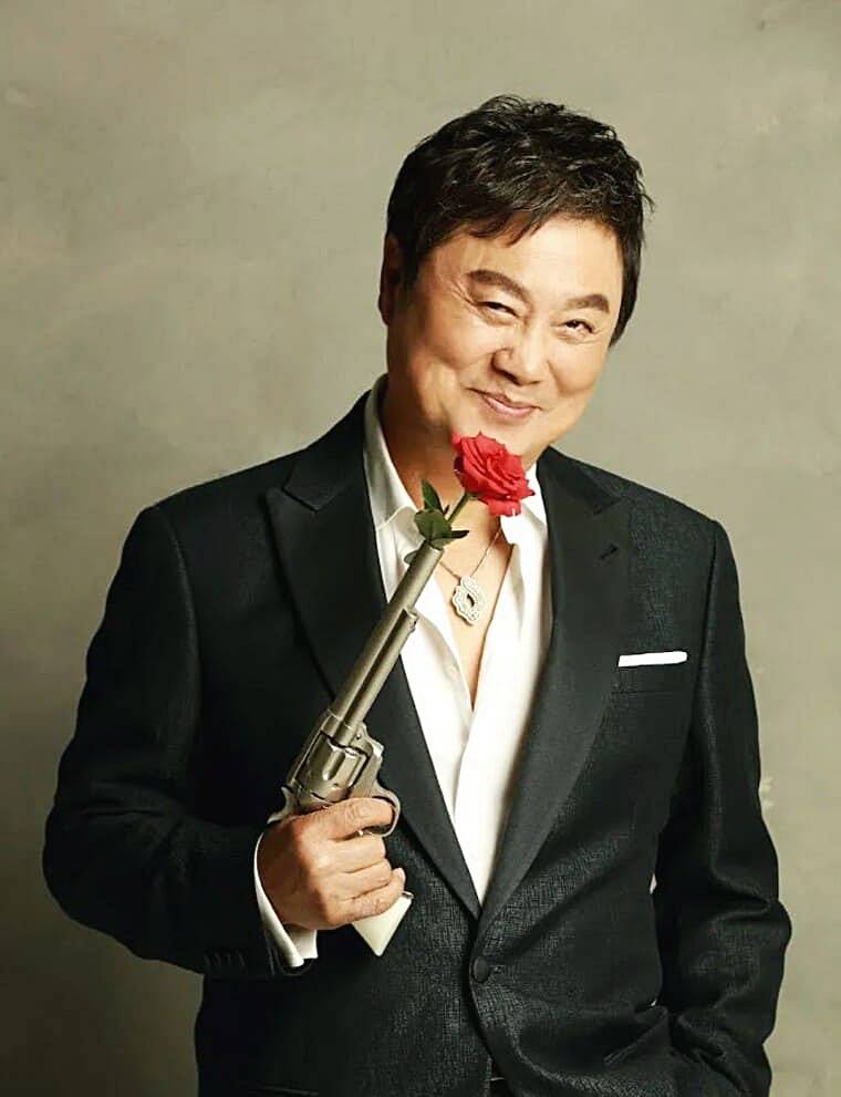가수-남진