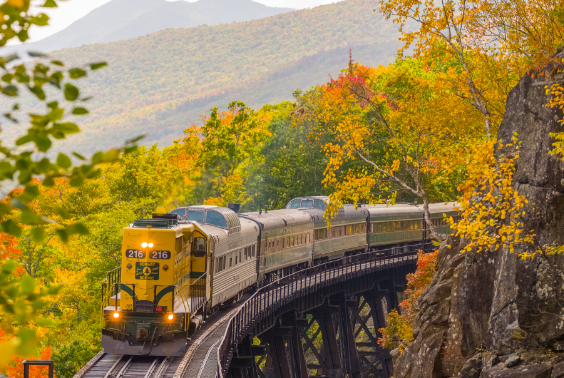 Conway Scenic Railroad Excursions 예약하기