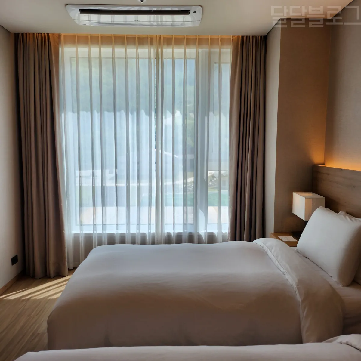 정선-파크로쉬-객실-싱글침대