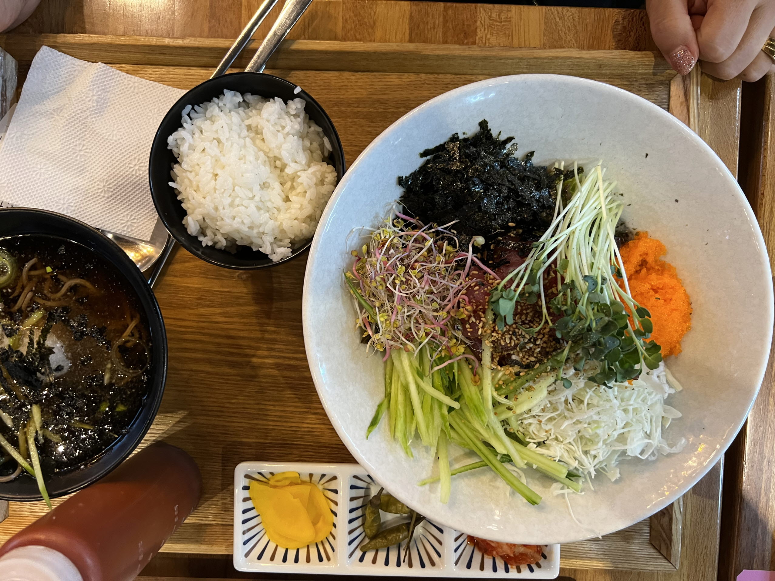 회덮밥