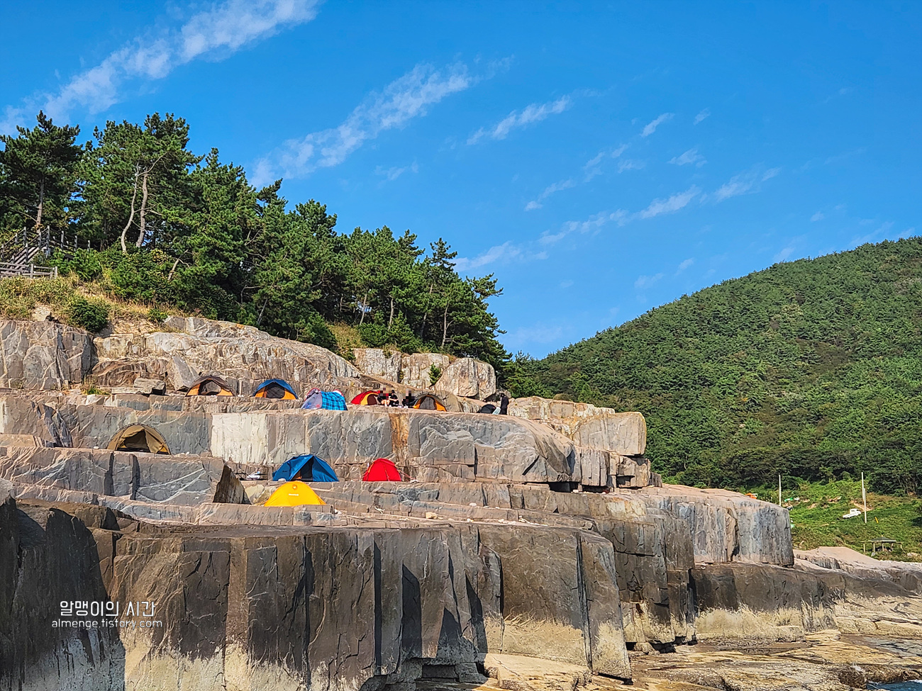 #26-2 여수 개도 백패킹_여기 온돌 돌침대 있어요 (노지 캠핑) - undefined - 돌침대 텐트 피칭 방법 #26-2 여수 개도 백패킹_여기 온돌 돌침대 있어요 (노지 캠핑) - undefined - 돌침대 텐트 피칭 방법