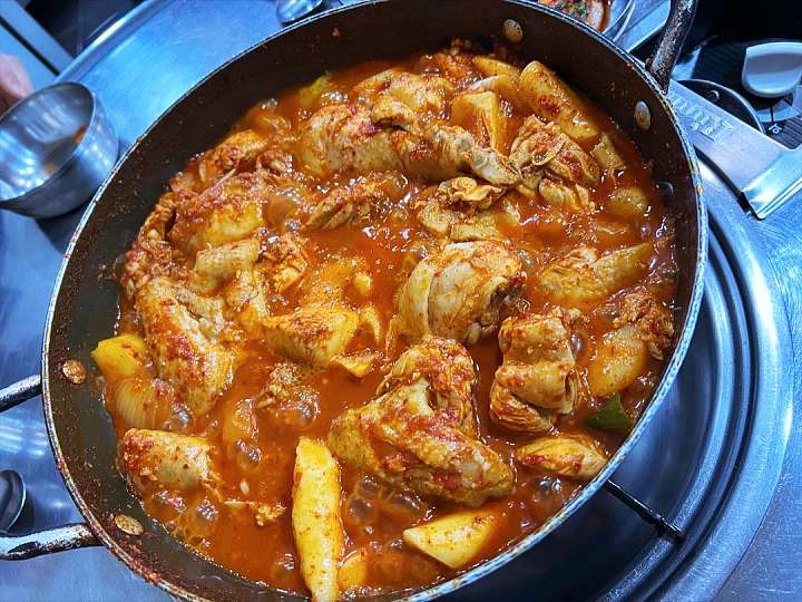 회기 경희대 맛집 추천 생방송투데이 백종원 골목식당 소개 수도권 최고의 고기떡볶이 닭볶음탕 찜닭 오늘방송 빅데이터 랭킹 맛집