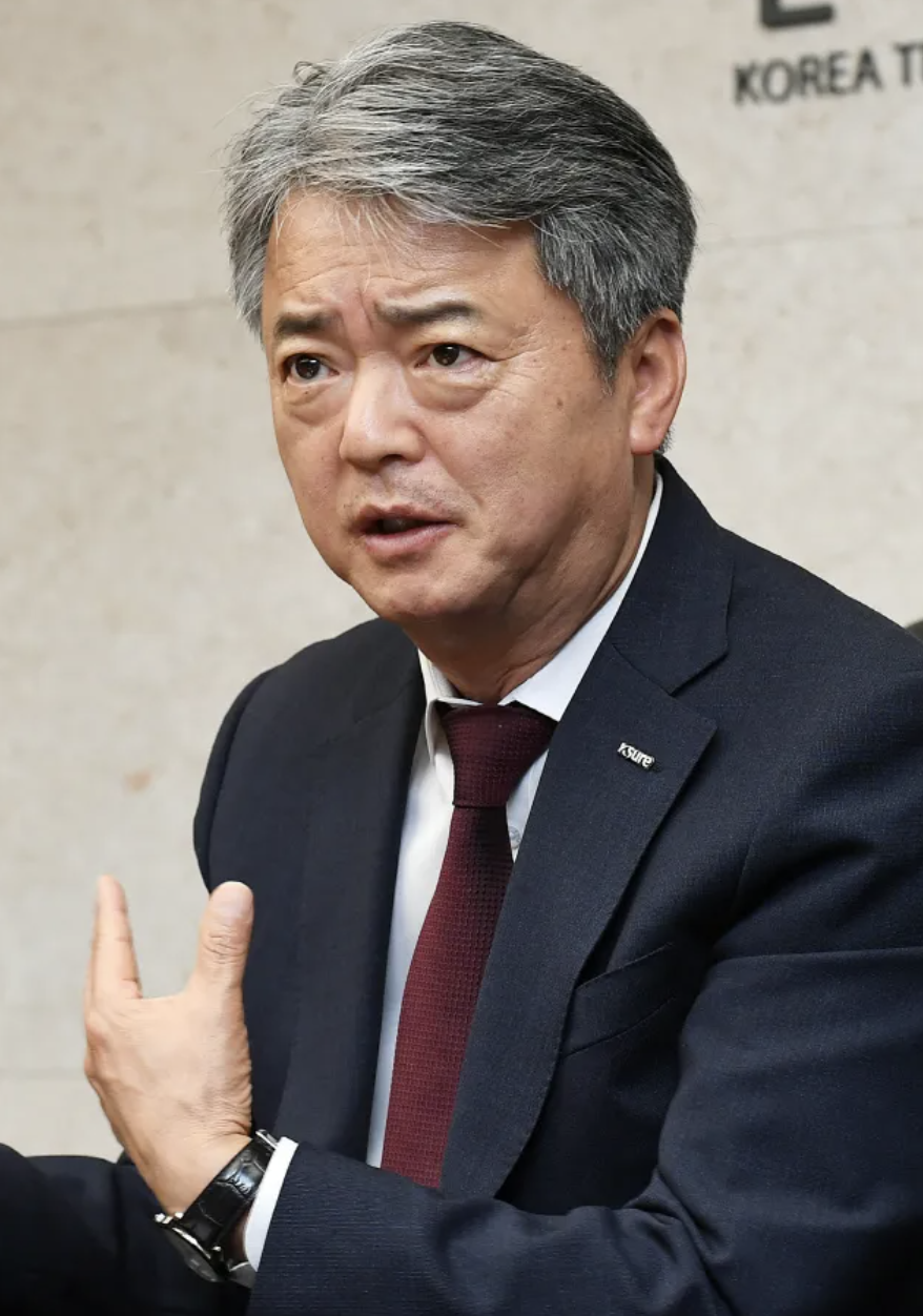 이인호 차관