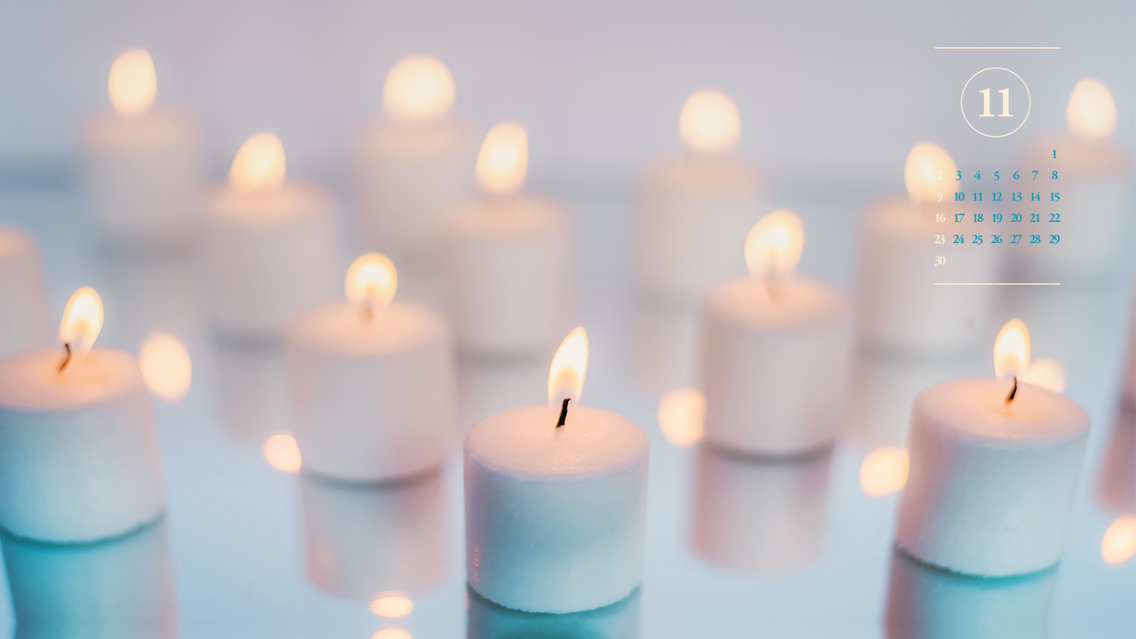 11 양초 여러개 A - 2025년11월 노트북배경화면