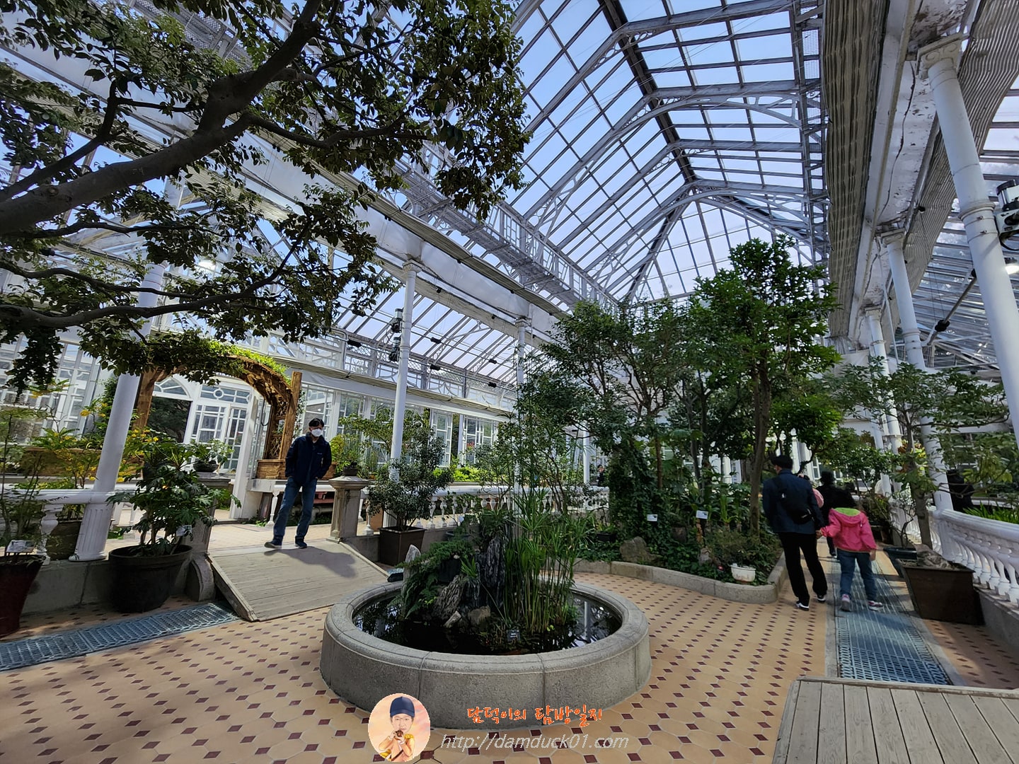 창경궁 대온실 실내