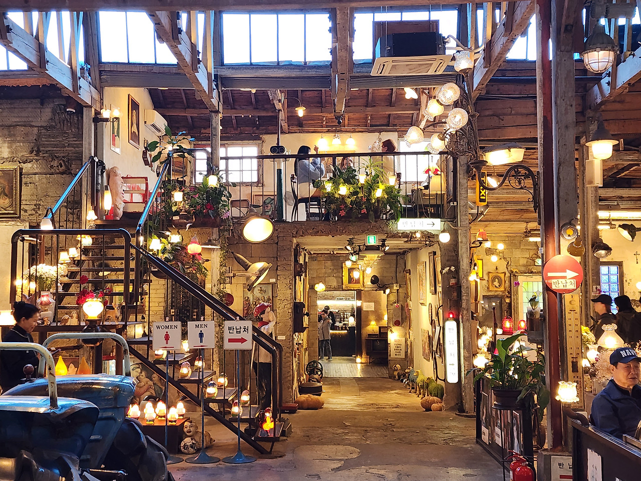 강화도 당일치기 여행 코스 가볼만한 곳 조양방직 카페 신문리 미술관 강화도 당일치기 여행 코스 가볼만한 곳 조양방직 카페 신문리 미술관