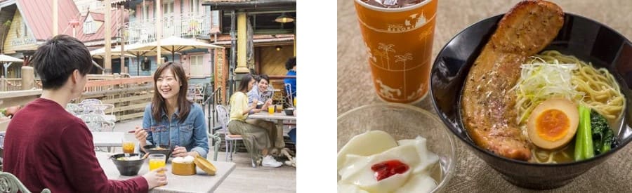 테이블에 앉아서 음식을 먹고 있는 두 남녀와 라면 이 접시에 담겨 있는 사진