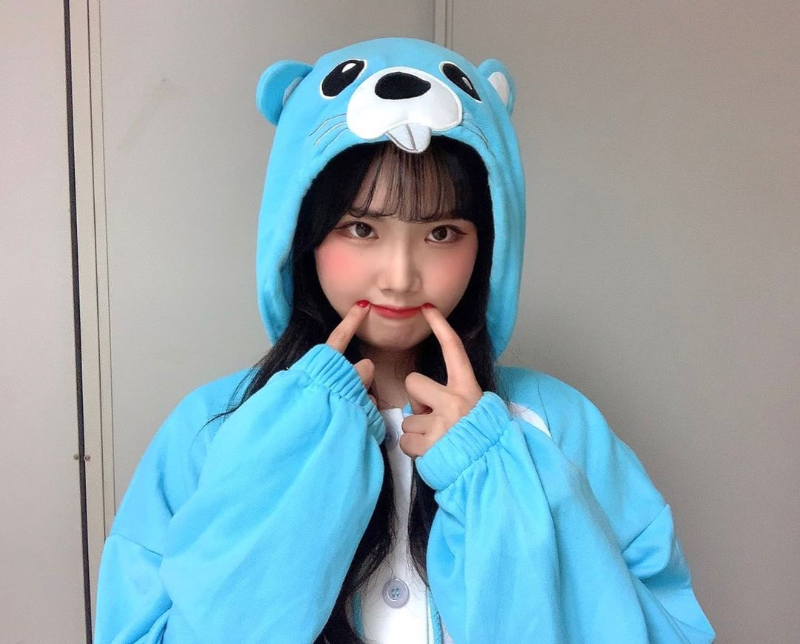 보노보노 옷을 입은 최홍라