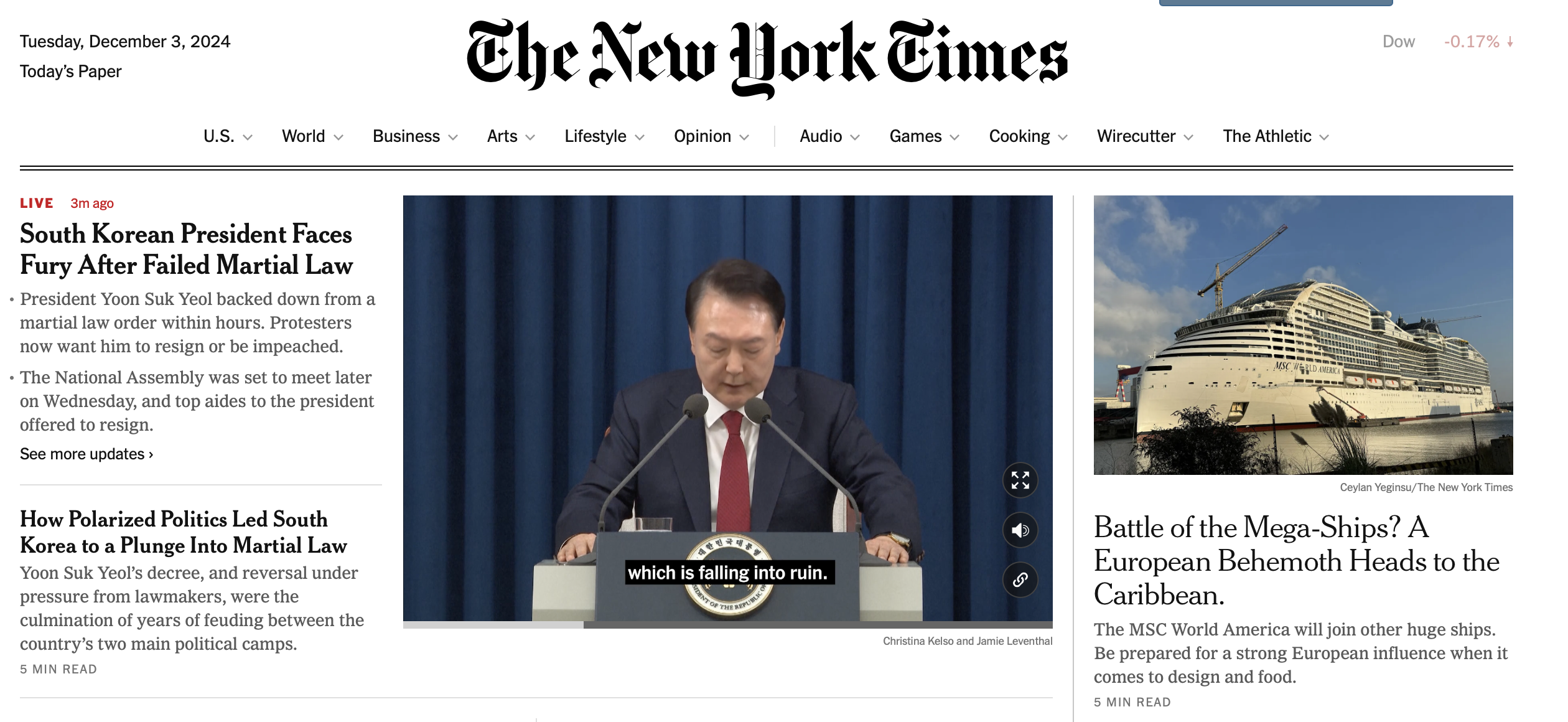 윤석열 대통령의 비상계엄 선포 소식을 전한 뉴욕타임스 메인. 뉴욕타임스 홈페이지 캡처