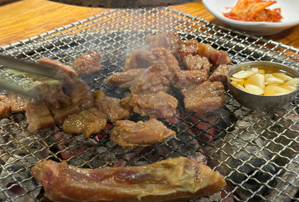 굴다리숯불구이본가