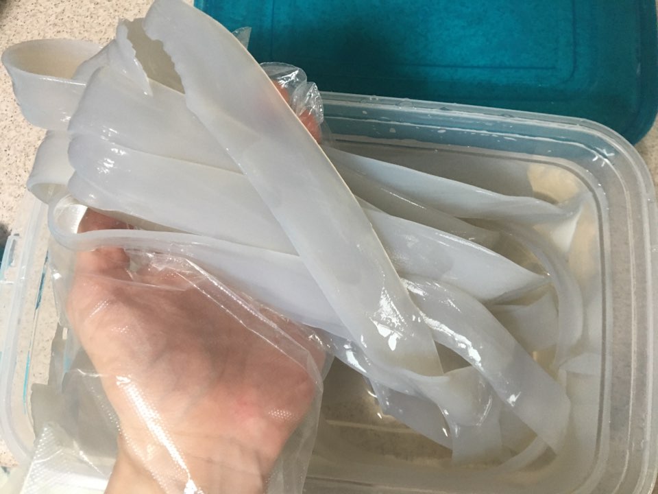 찰지고 흐물거린