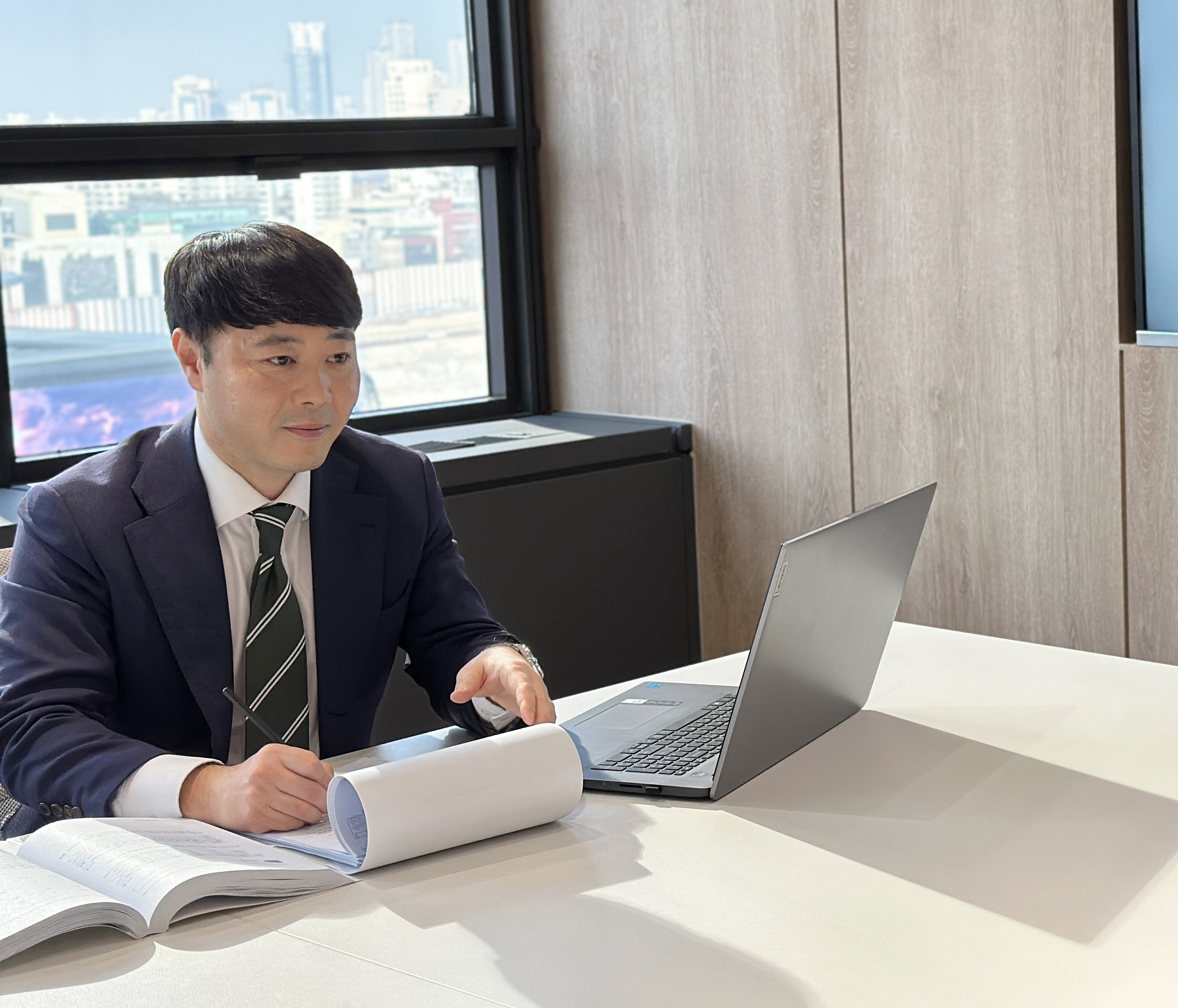 민사전문변호사,민사변호사,고웅변호사,대여금반환청구소송,법무법인태하