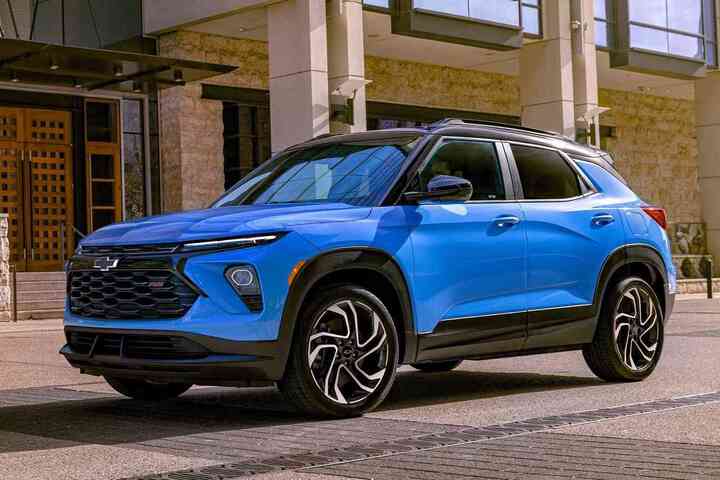 쉐보레 트레일블레이저 페이스리프트 가격 연비 제원 성능 디자인