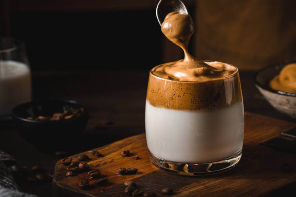 임플란트 수술 후 피해야 할 음식 7