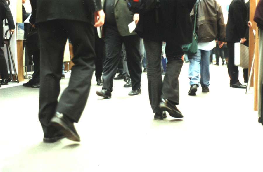 출퇴근 하는 사람들