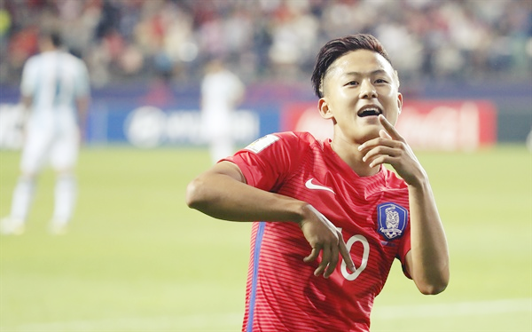 세레머니-하는-이승우