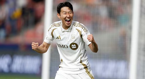 손흥민 해트트릭