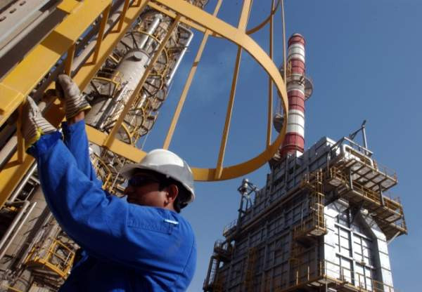OPEC+ 감산 완화 무산? UAE 탈퇴&middot;호르무즈 봉쇄 파장 및 유가 수혜주 TOP 5