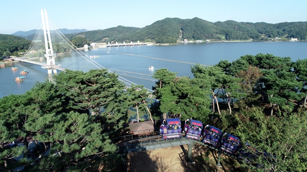 예당호 출렁다리