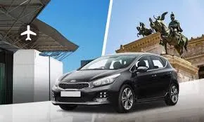 로마 공항 픽업 서비스를 이용해 편안하게 테르미니역 호텔로 이동하는 차량