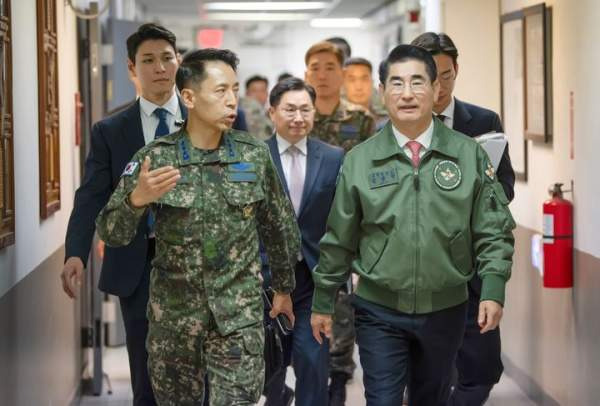 김용현 국방부장관 비상계엄령 건의