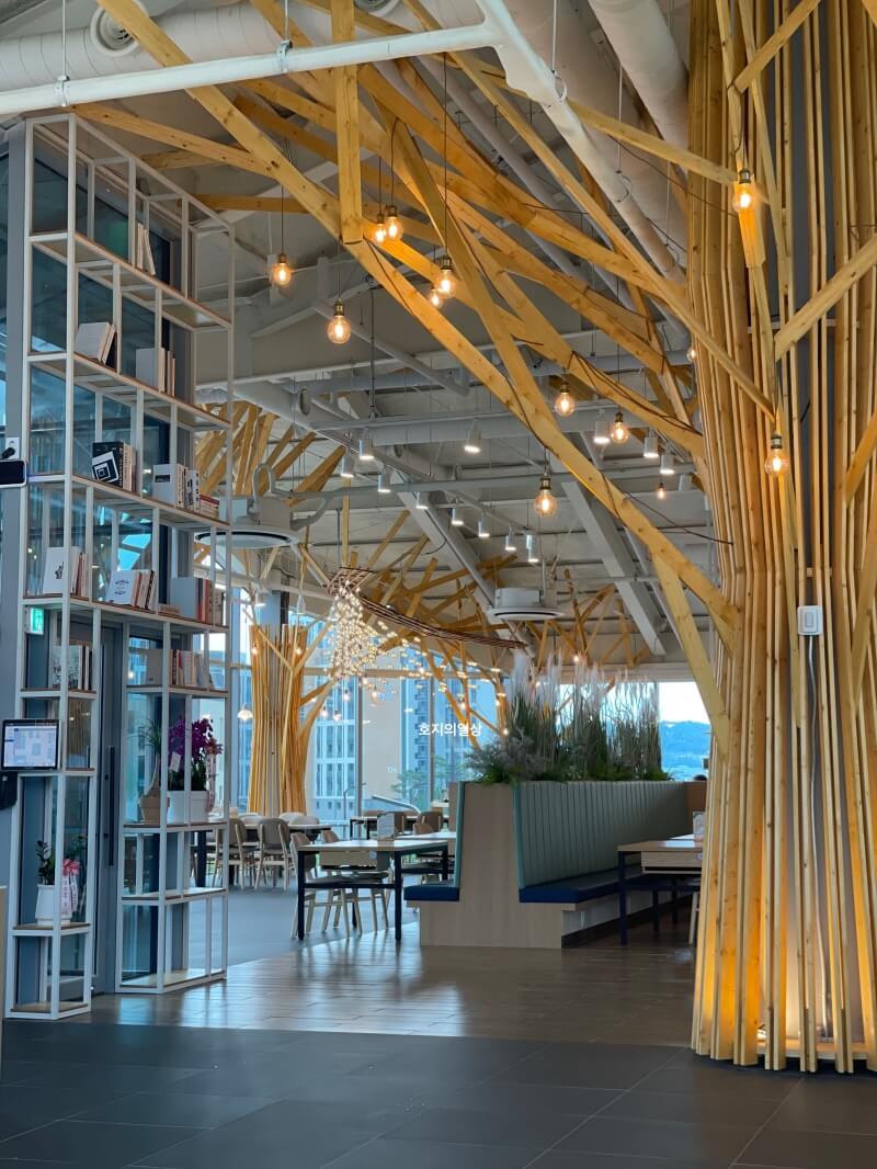 화성 화덕 생선구이 맛집 자연그리고어반 높은 층고