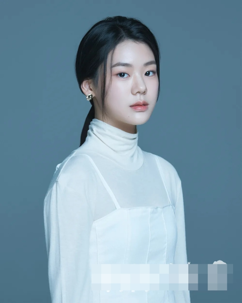 배우 김지안
