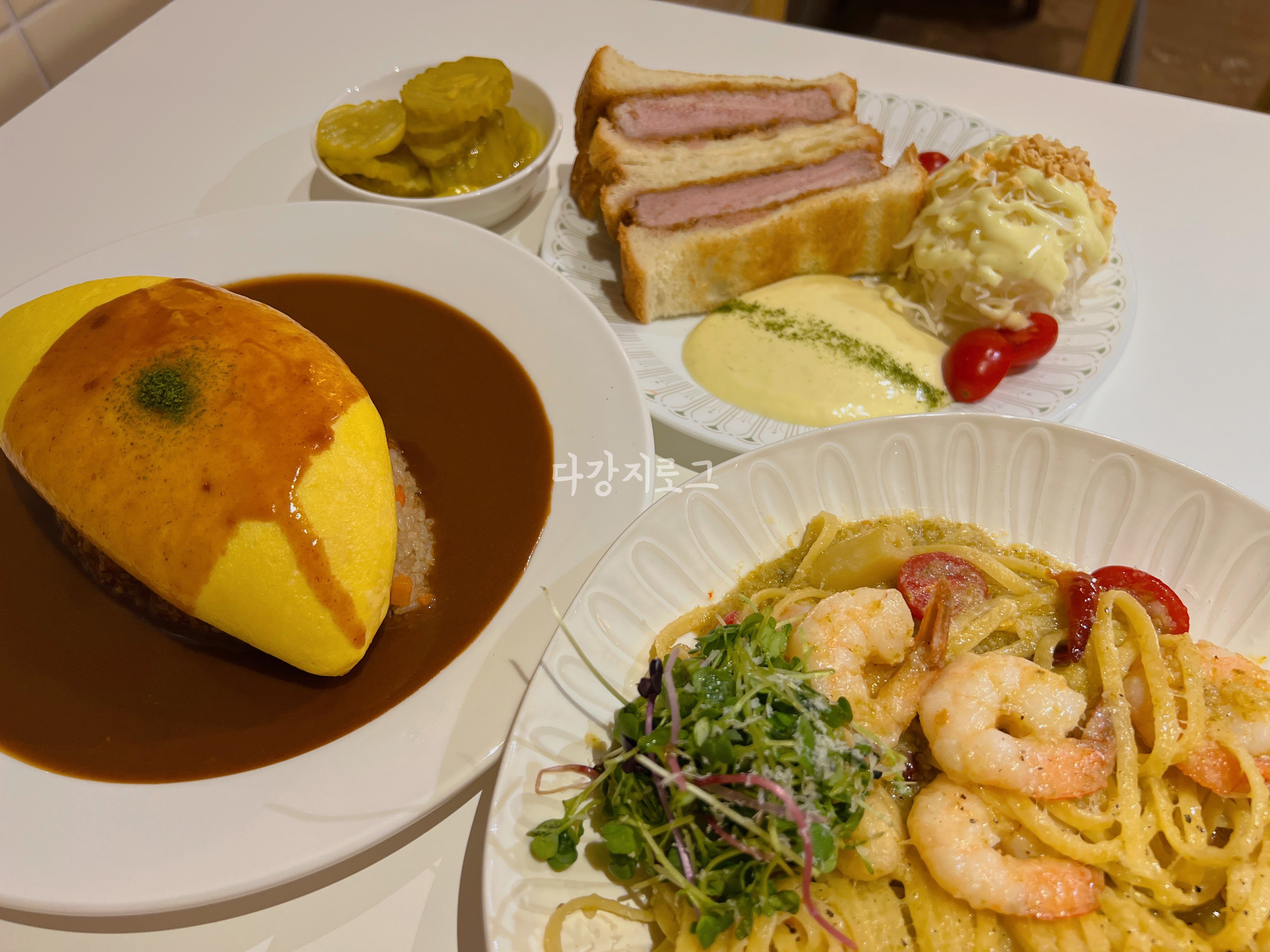 첨단 핫플 신상맛집 오믈렛 가츠산도 목하식당