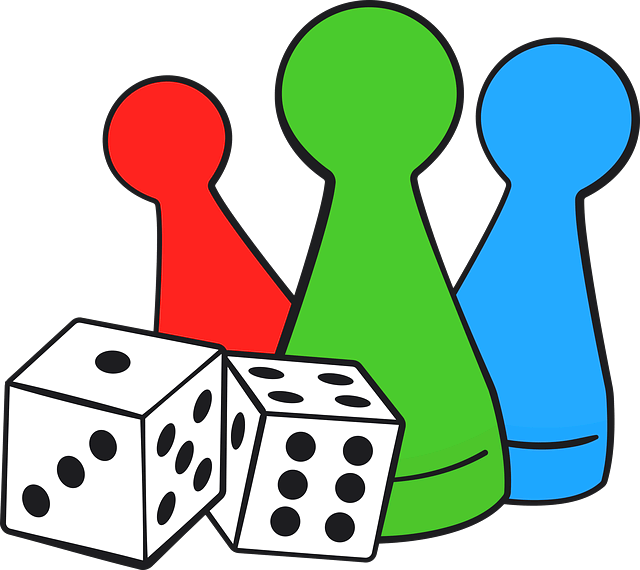 보드게임과 주사위 2개가 있다. 빨간 말, 초록 말, 하늘색 알 3개가 나란히 있다.