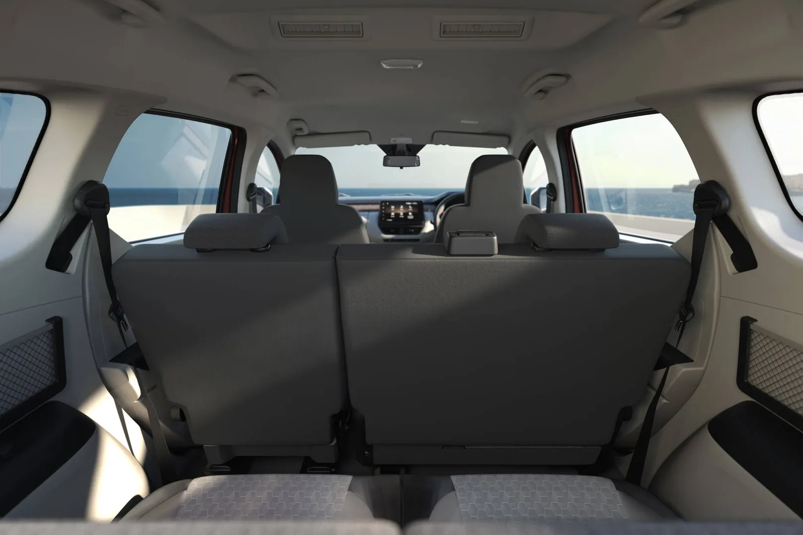 르노 트라이버 차량 이미지