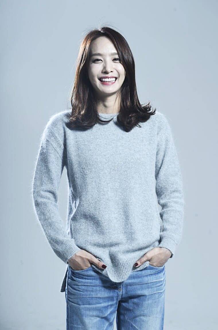 가수-겸-배우 박정아