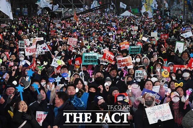 윤석열 대통령 탄핵