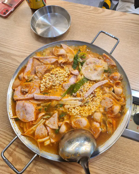 생생정보 장사의 신 부대찌개 음식점 위치