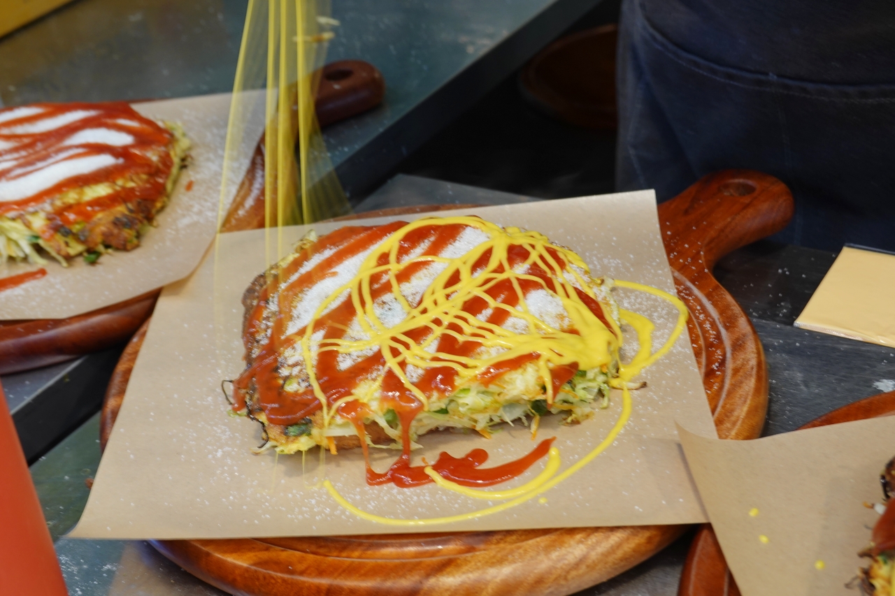 머스터드도 아낌없이