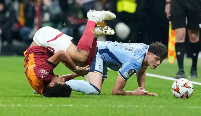 토트넘 대 갈라타사라이