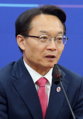 조해진 국회의원 프로필 나이 고향 학력 재산 경력