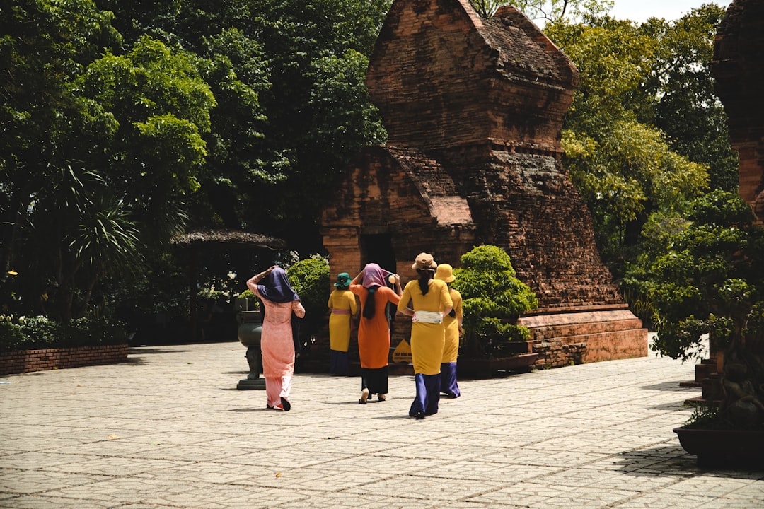 cultural tourist guide