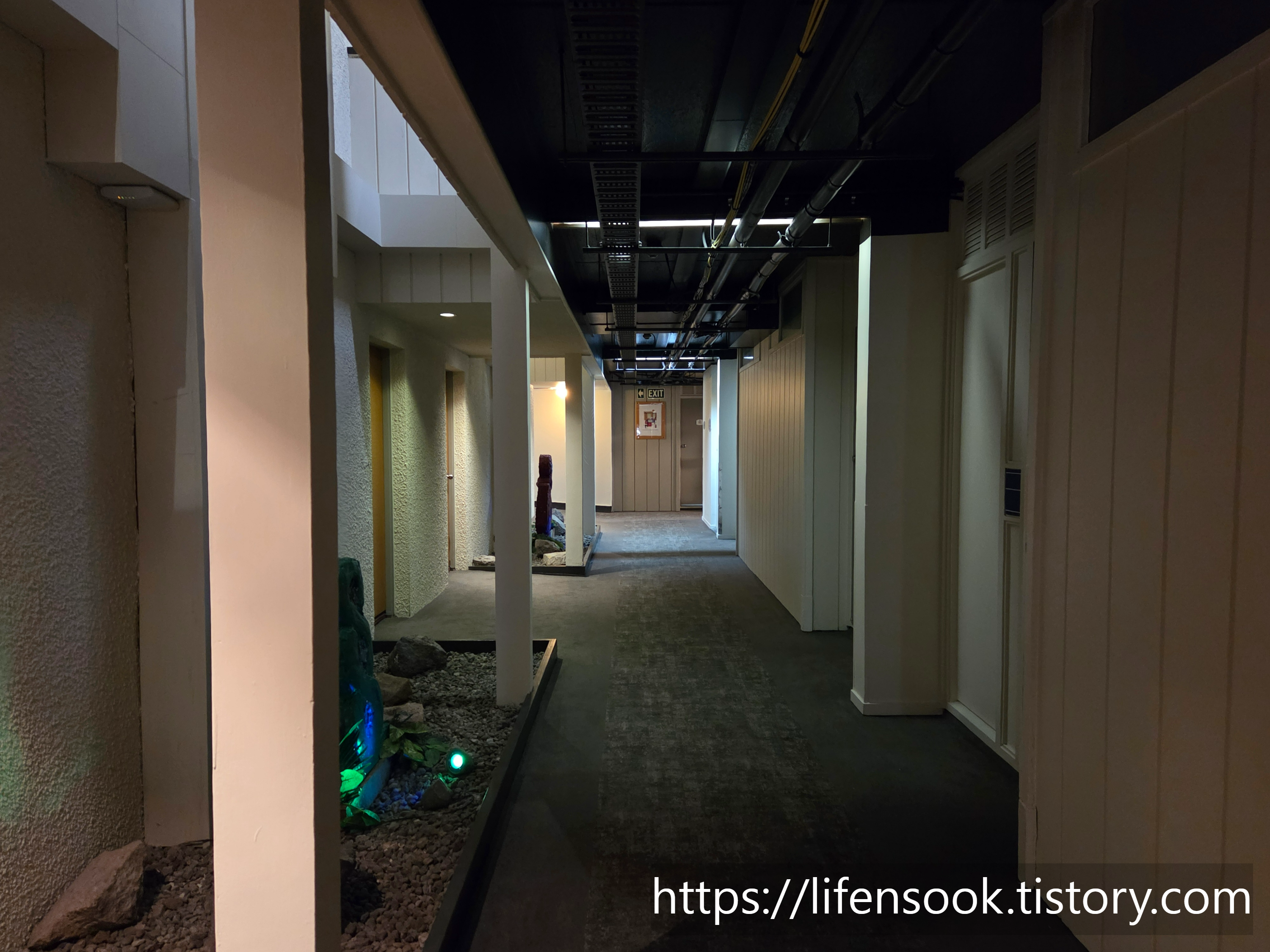 콥튼 호텔 로토루아 복도