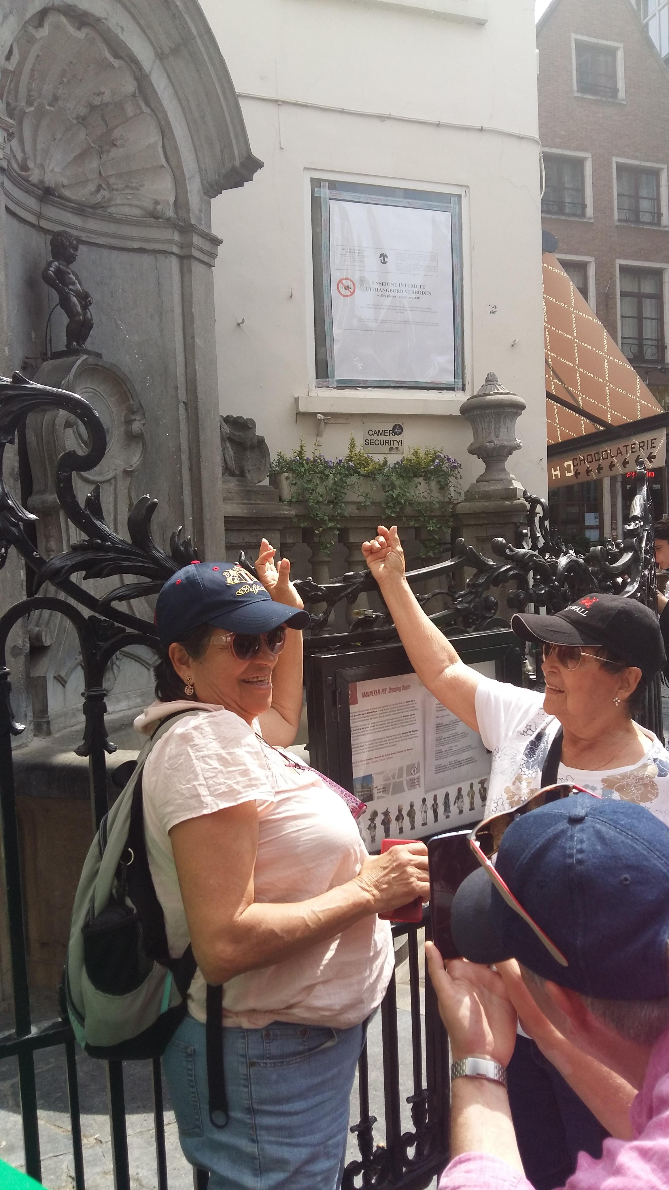 벨기에 브뤼셀 그랑플라스 오줌싸개 동상의 중요 부위