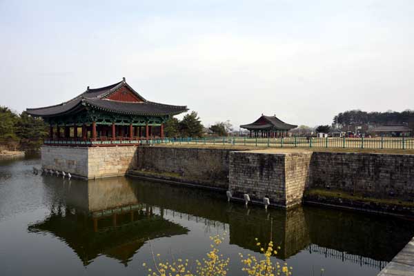 안압지 호수