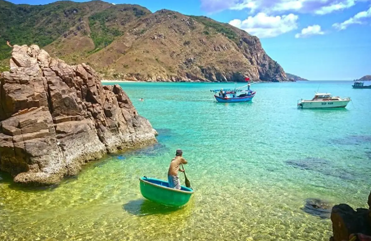 꾸이년 에오지오